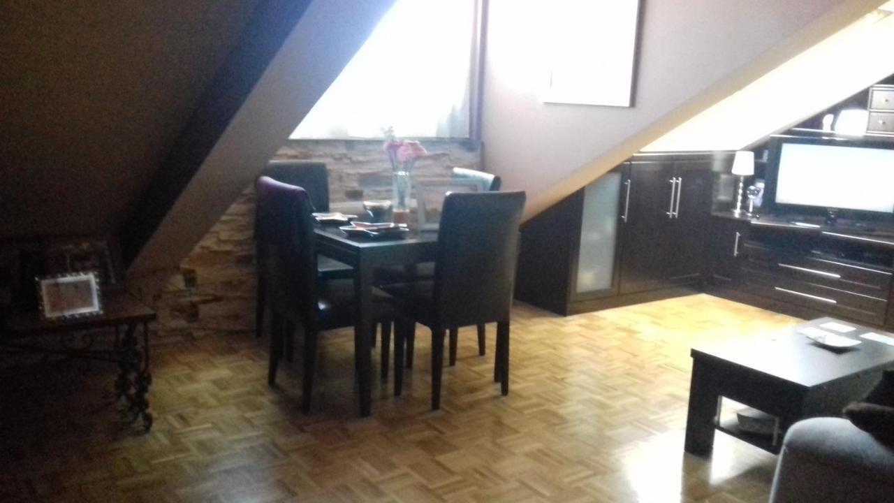 Atico Bajo Cubierta Con Garaje Registro Nº Vut829As Apartment Aviles Bagian luar foto